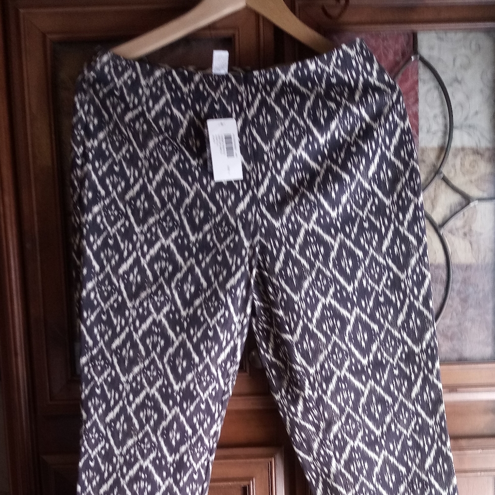 Chicos pants zipper side